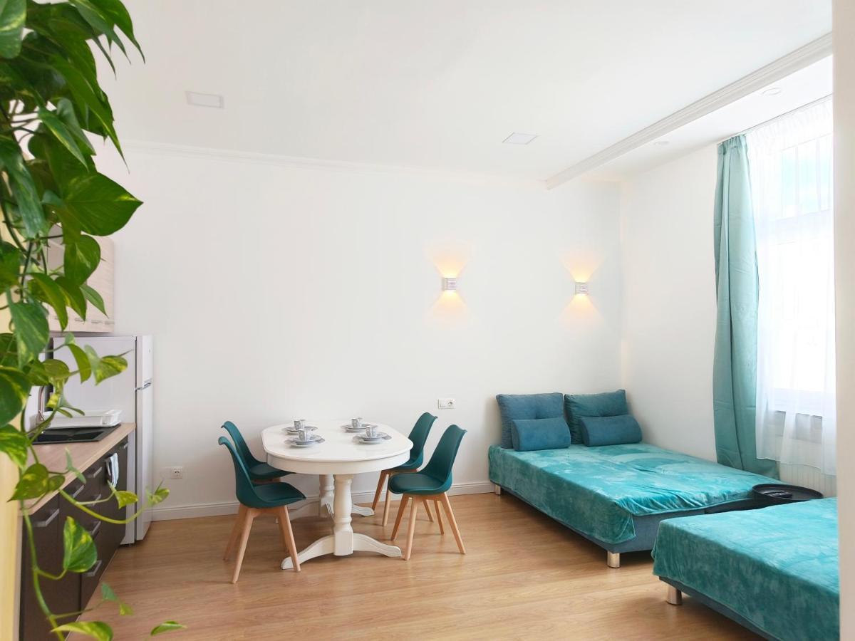Ruyi Holiday Шопрон Экстерьер фото