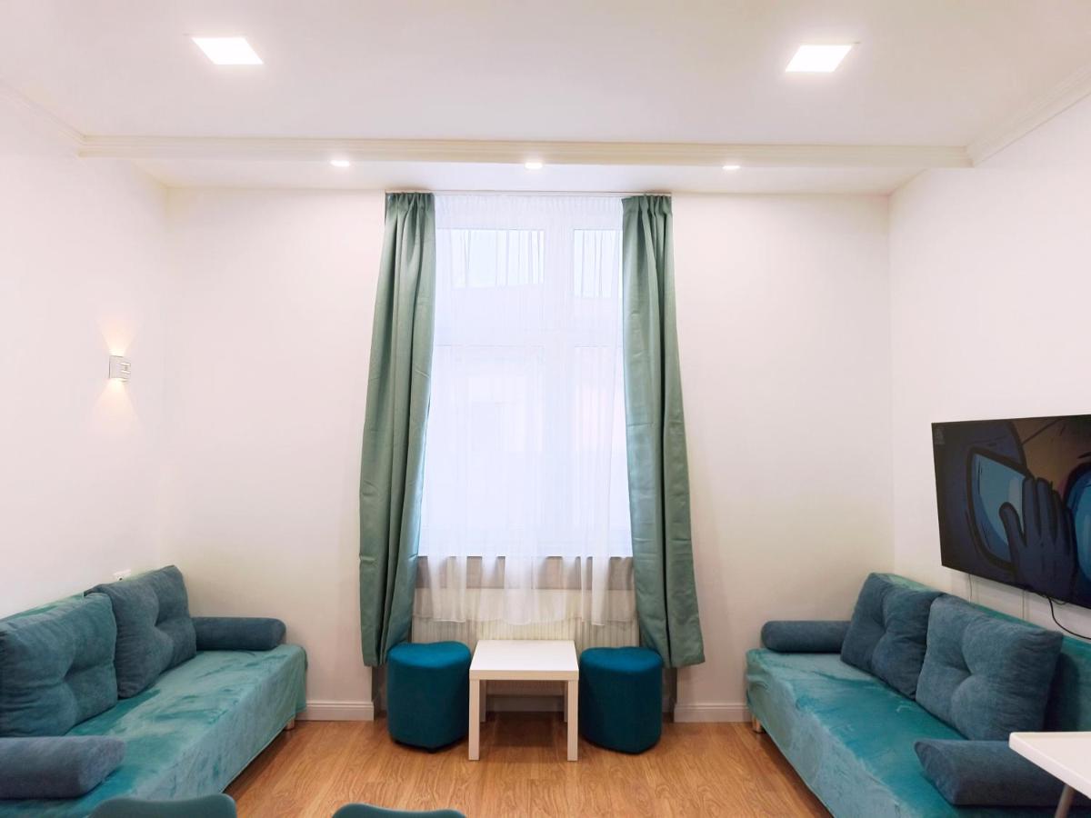 Ruyi Holiday Шопрон Экстерьер фото