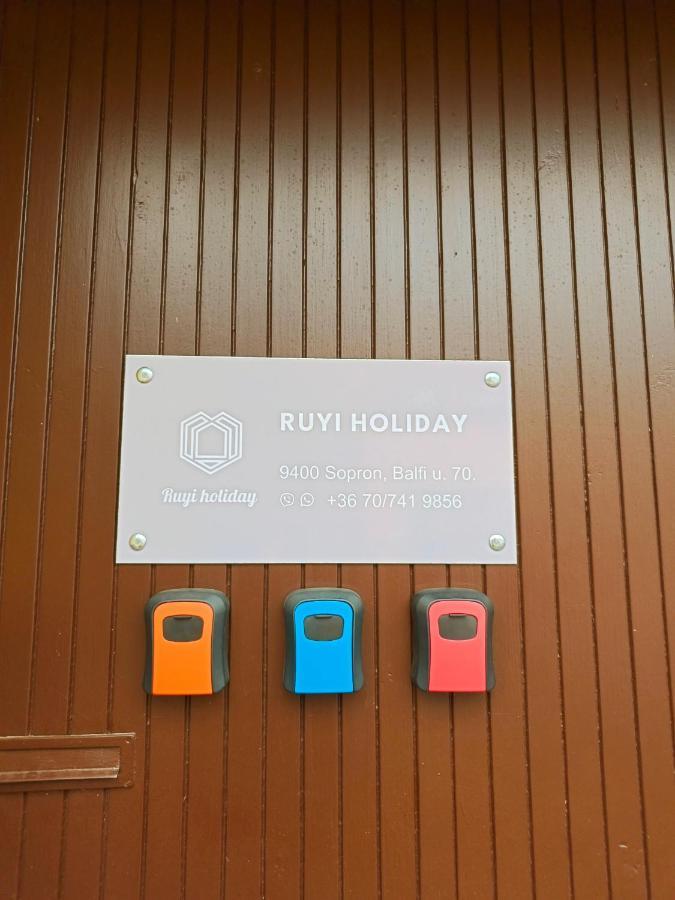 Ruyi Holiday Шопрон Экстерьер фото